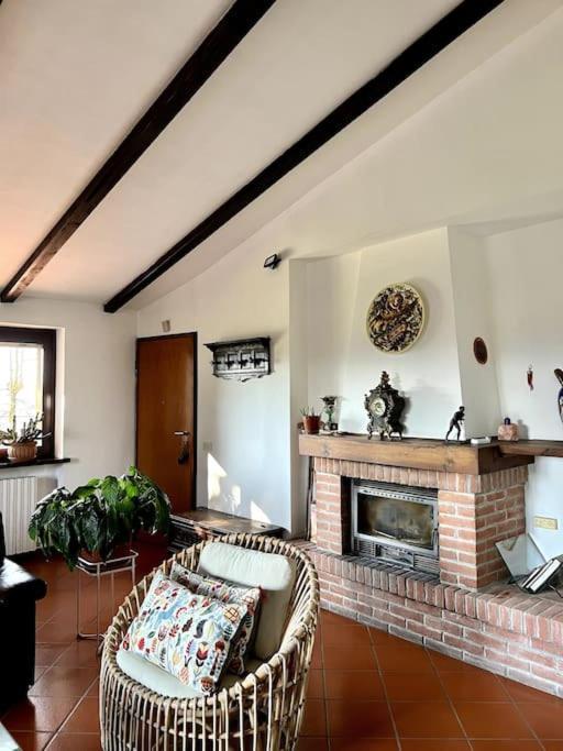 Apartment In Villa La Carruba Rivergaro Bagian luar foto
